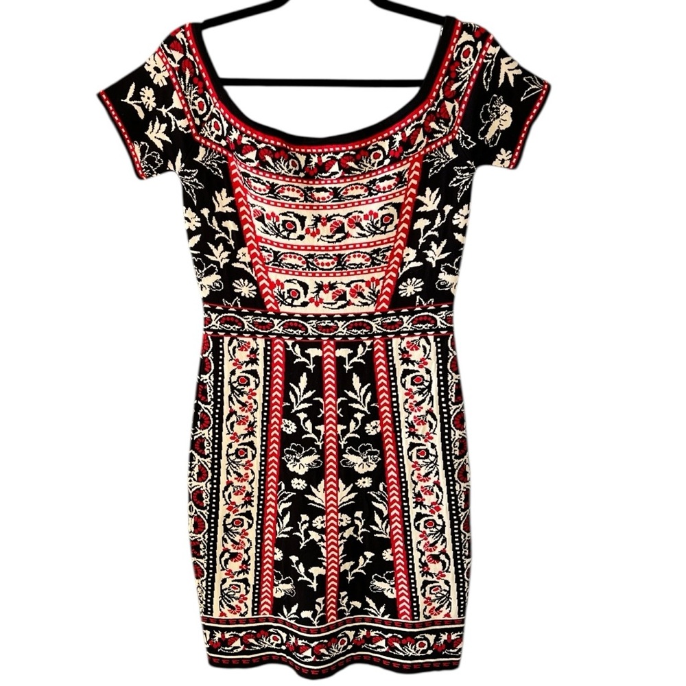 Chelsea and Violet S Black Red White Knit Stretch Bodycon Mini Dress Geo Print